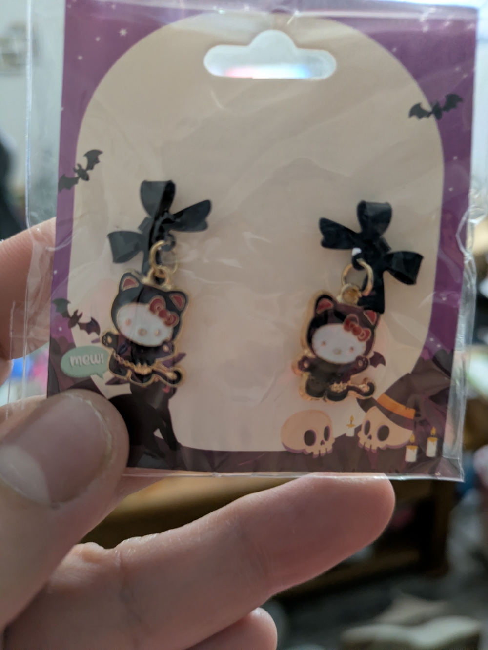 Hello Kitty Black and Pink Cat Bow Dangle Earrings